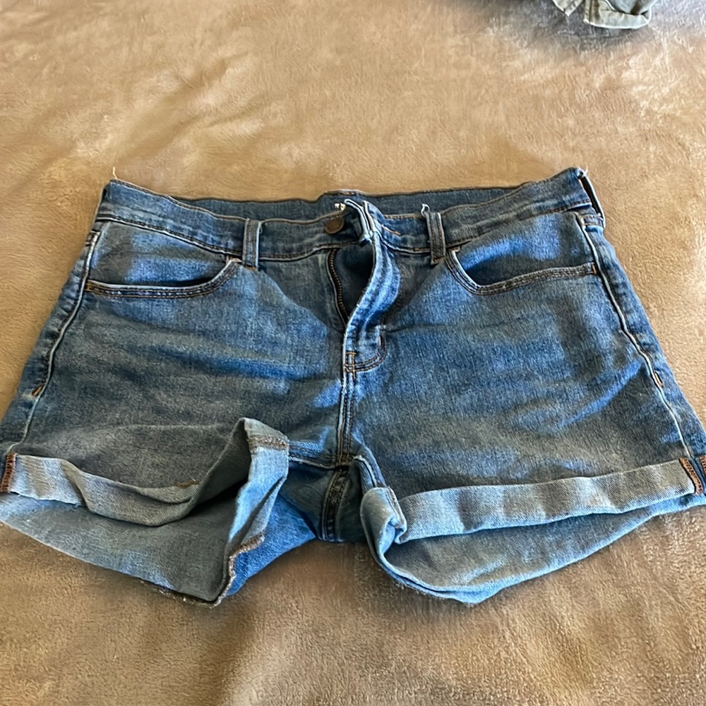 Jean shorts!